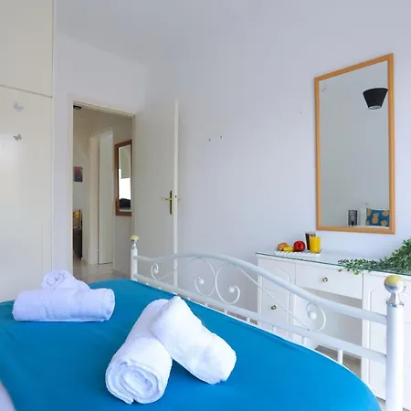 Large Stylish - Pool - Close To - Fast Wifi * Paphos